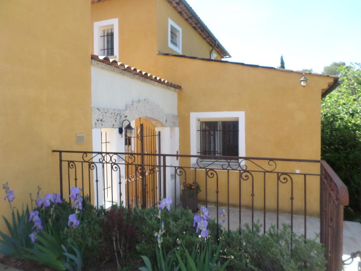 Maison Mimosa Salernes Dış mekan fotoğraf