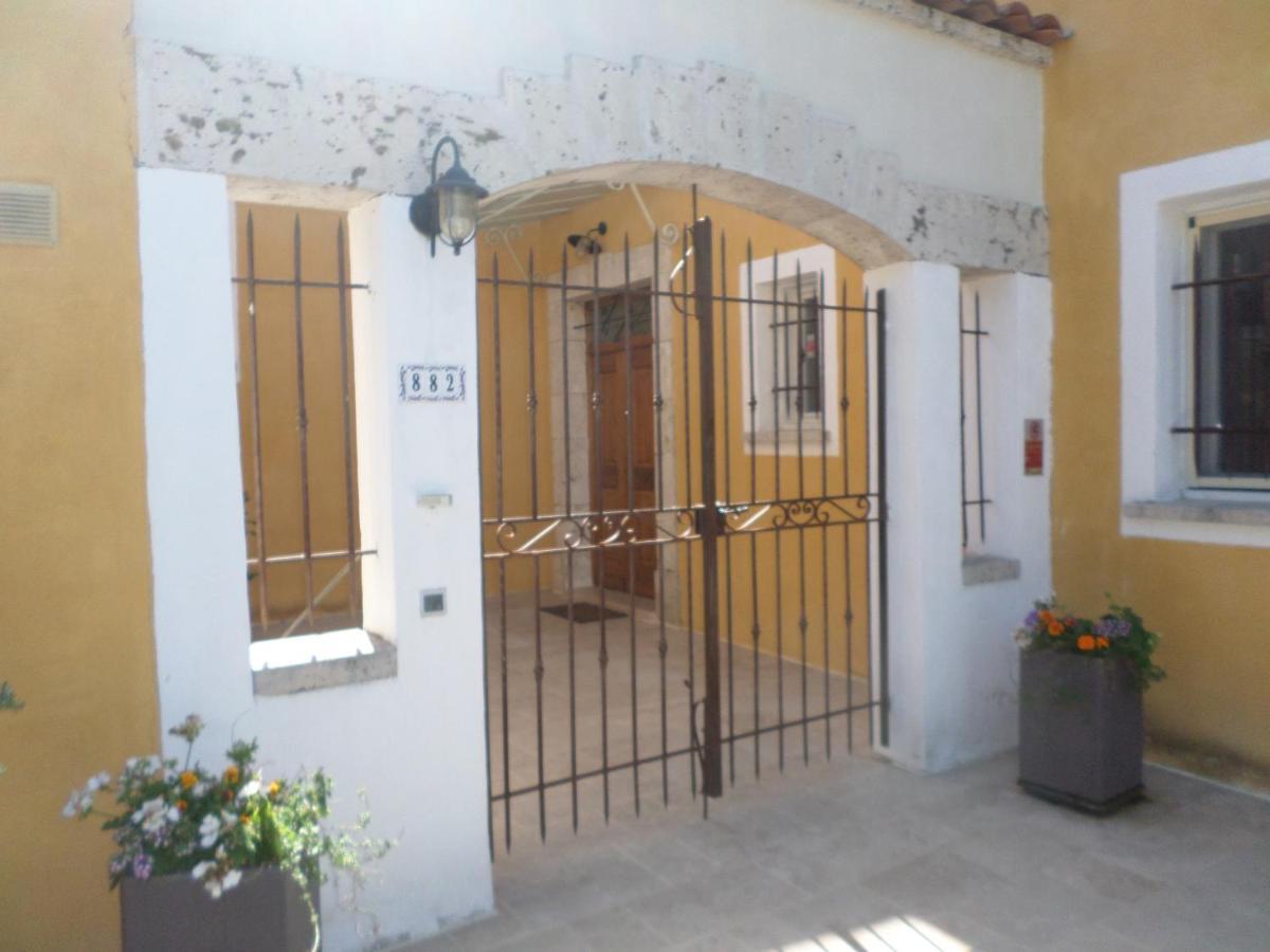 Maison Mimosa Salernes Dış mekan fotoğraf