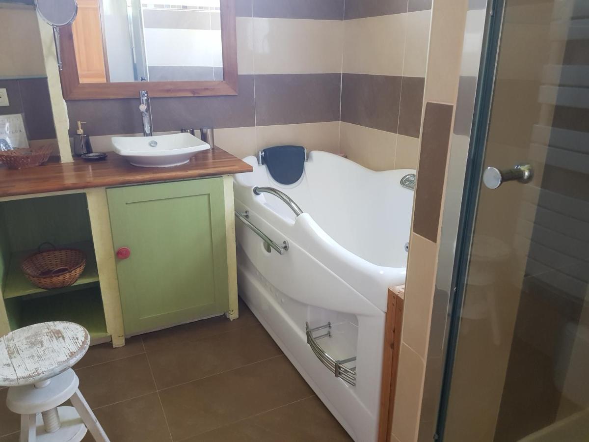 Maison Mimosa Salernes Dış mekan fotoğraf