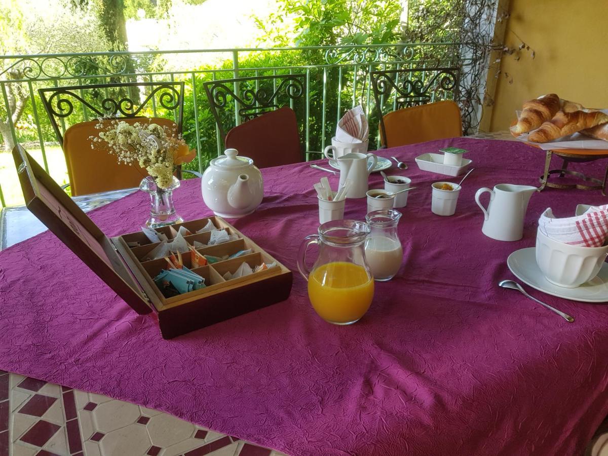 Maison Mimosa Salernes Dış mekan fotoğraf
